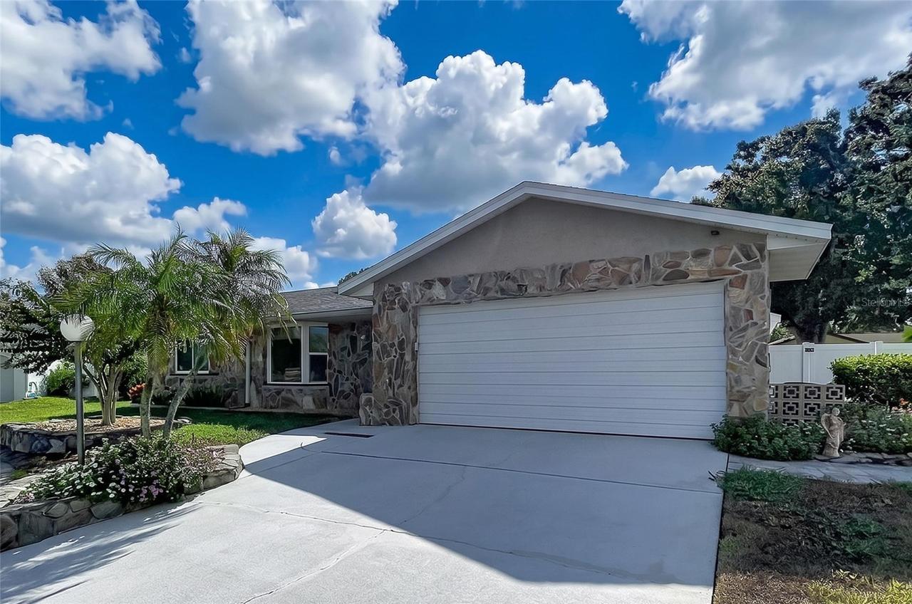 2021 58th Ln., Clearwater, FL 33760
