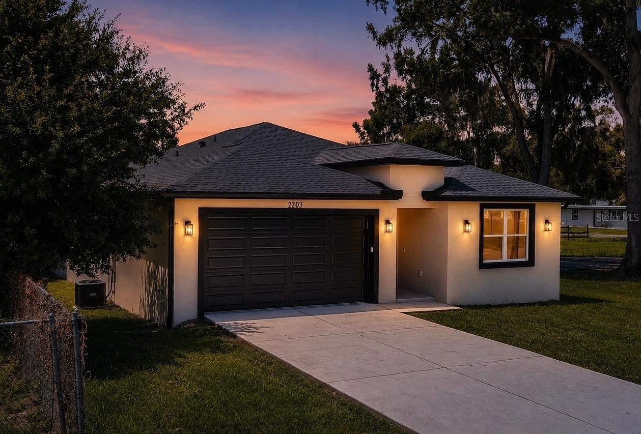 2203 W Lowry Ave., Plant City, FL 33563