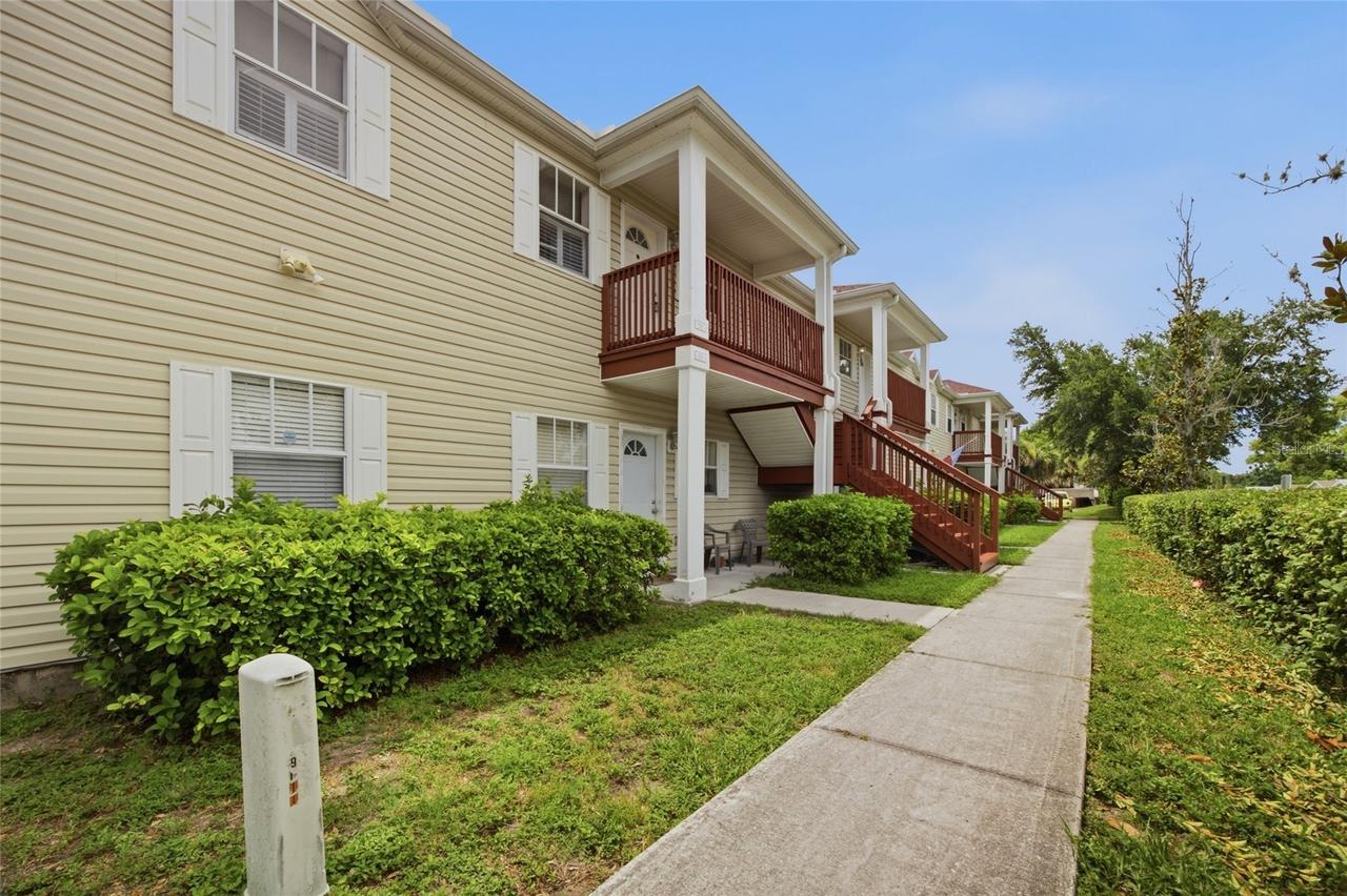 9019 Cochise Ln. #201, Port Richey, FL 34668