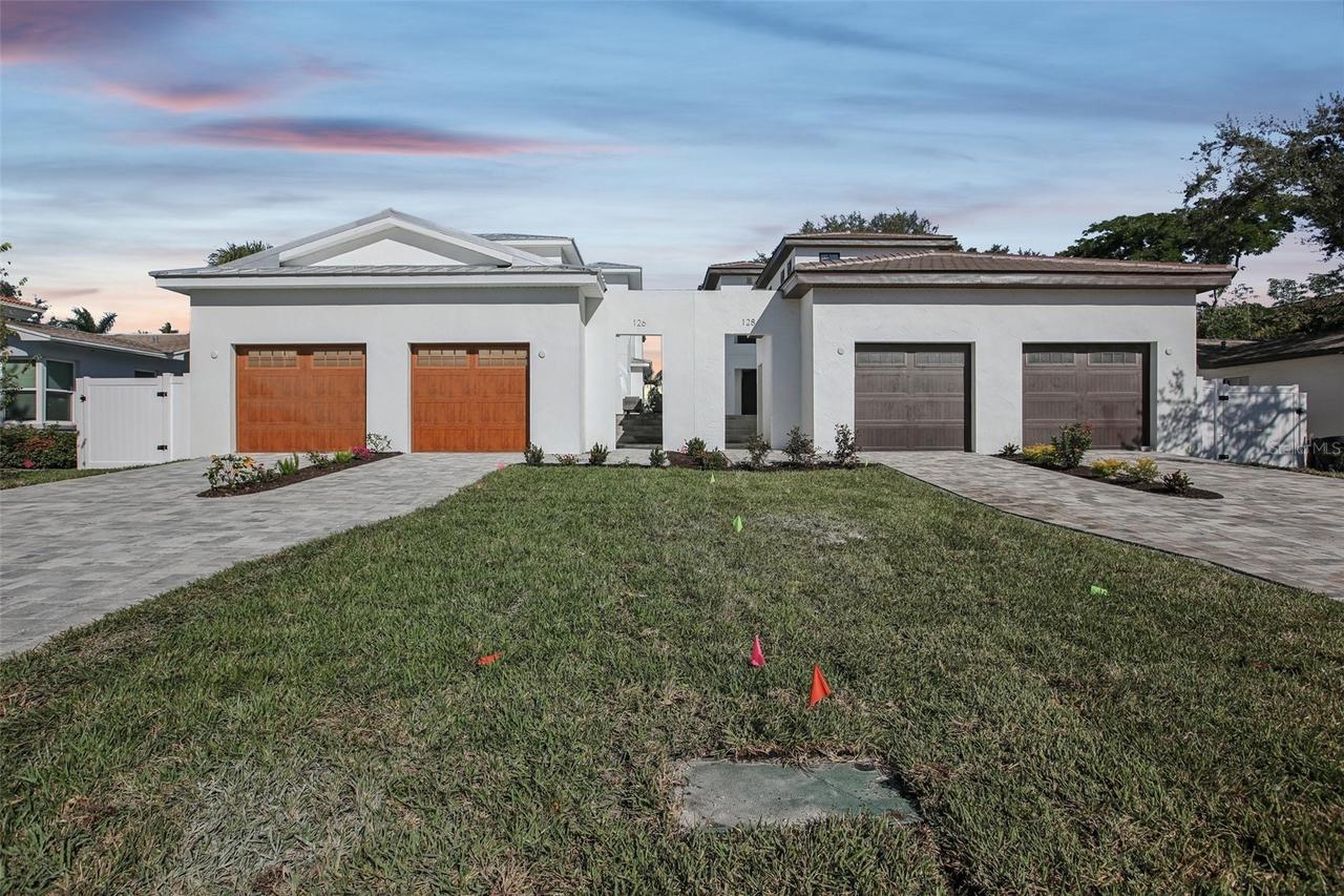 126 Ricardo Way, St Petersburg, FL 33704
