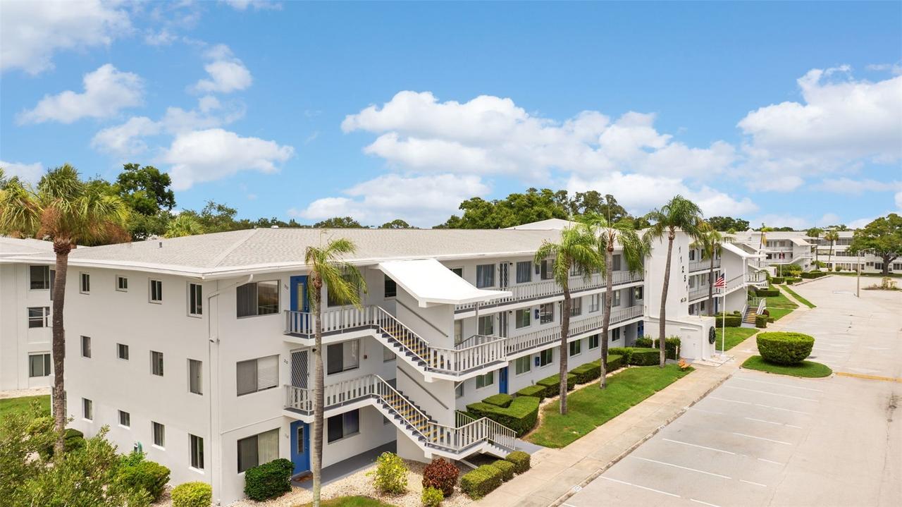 11251 80th Ave. #307, Seminole, FL 33772