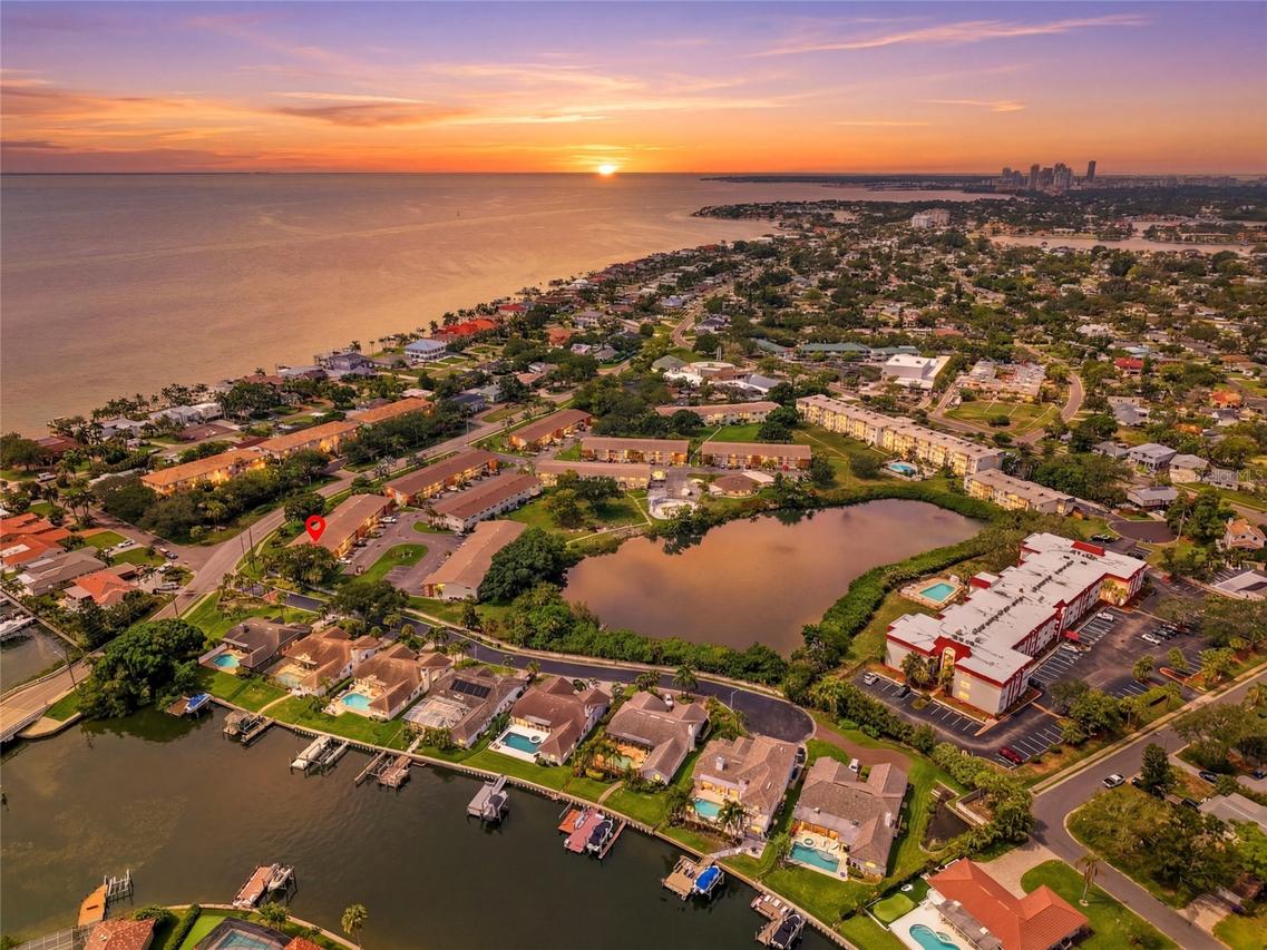 4570 Overlook Dr. #175, St Petersburg, FL 33703