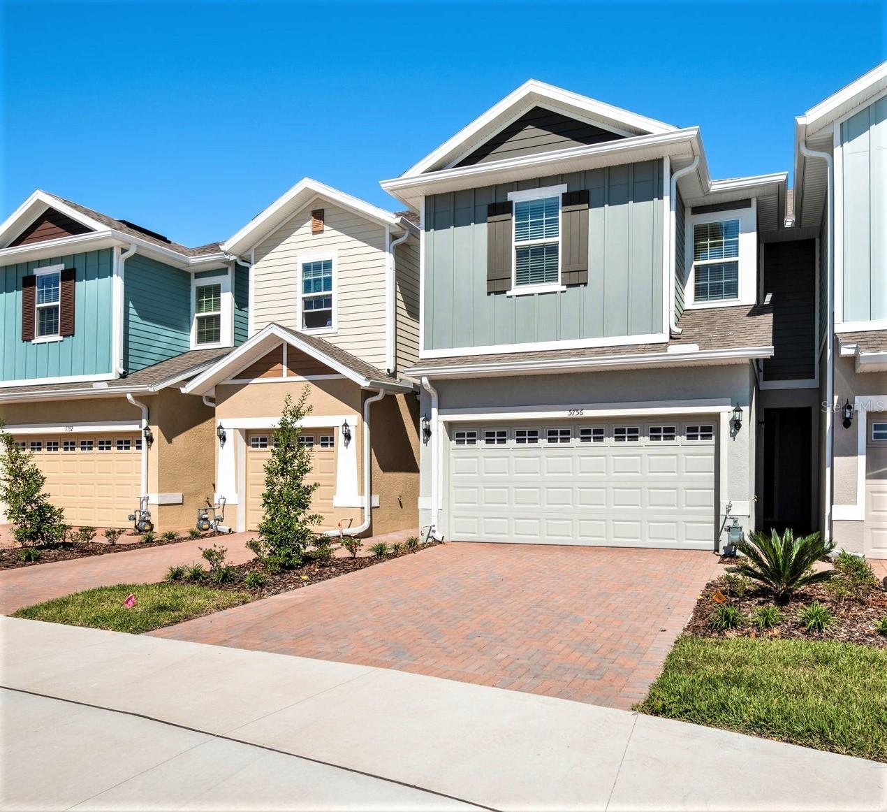 5756 Spotted Harrier Way, Lithia, FL 33547