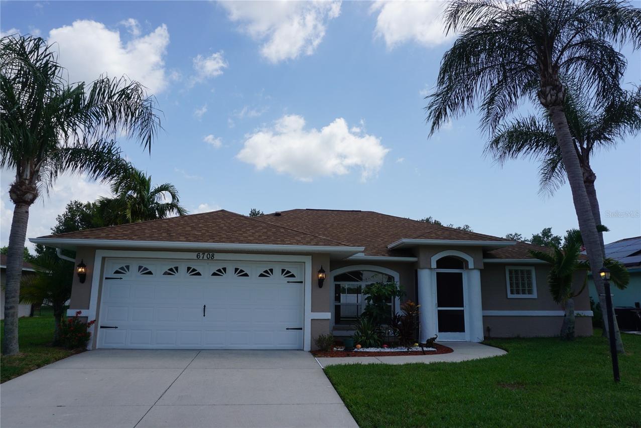 6708 66th Ave., Bradenton, FL 34203