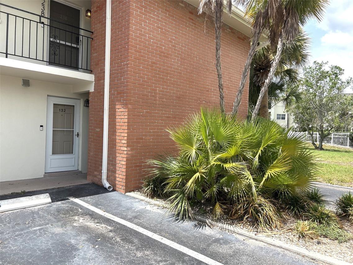 4520 Overlook Dr. #132, St Petersburg, FL 33703
