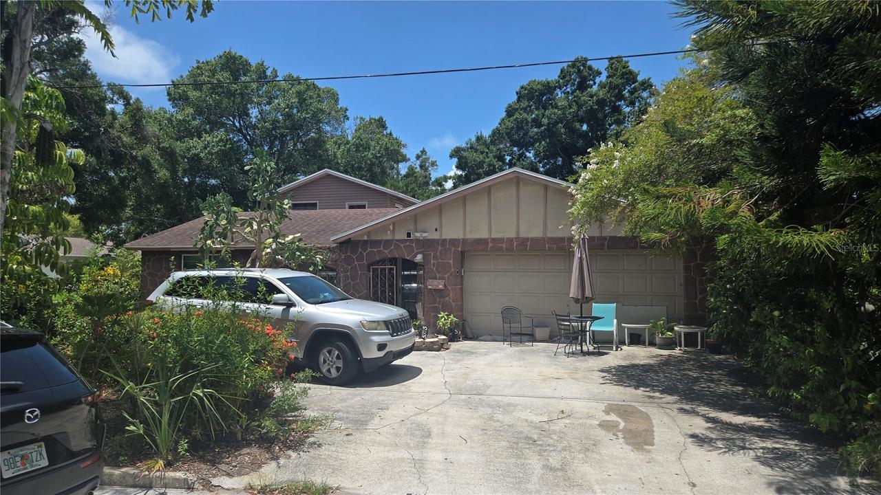5375 Carolona Way, St Petersburg, FL 33712