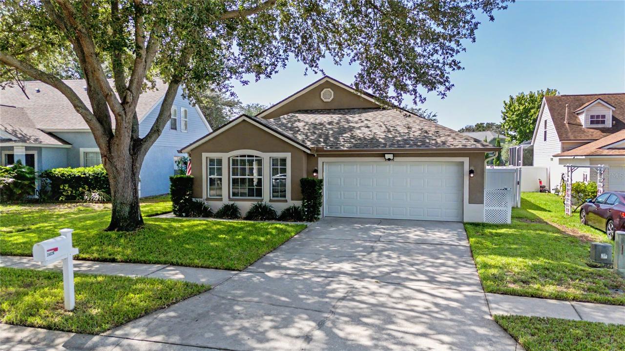24328 Mistwood Ct., Lutz, FL 33559