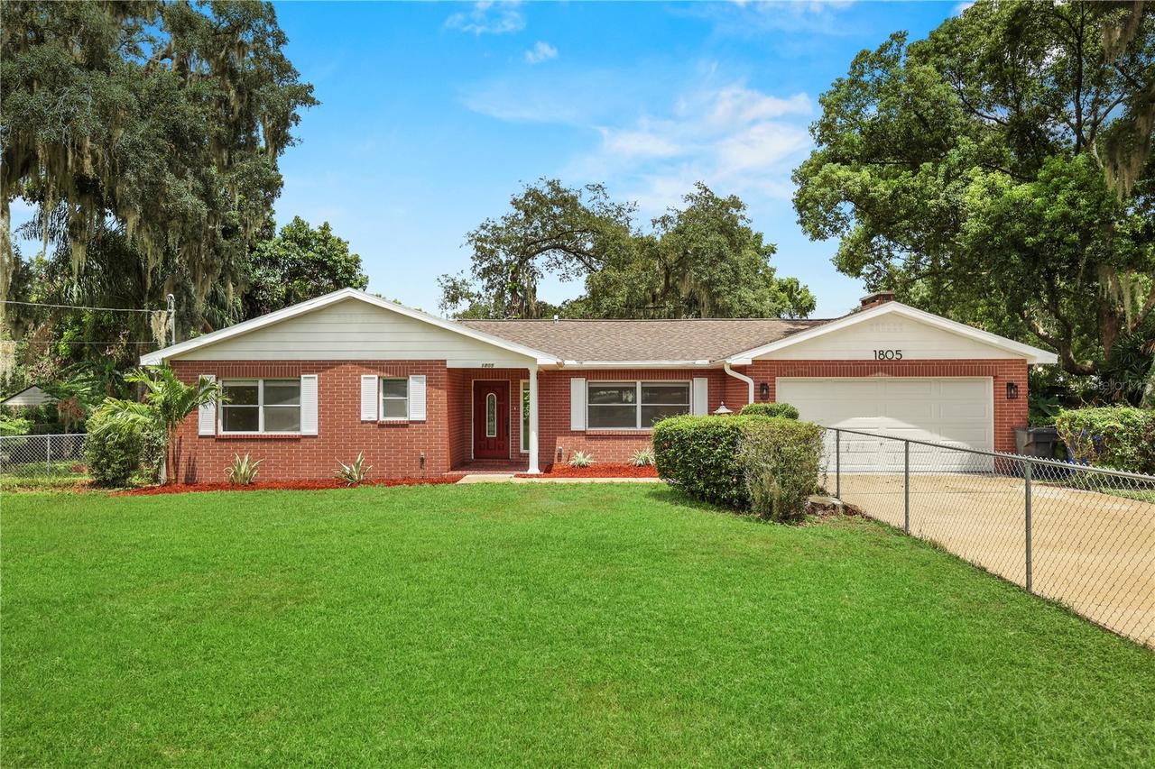1805 Dierker Dr., Valrico, FL 33596