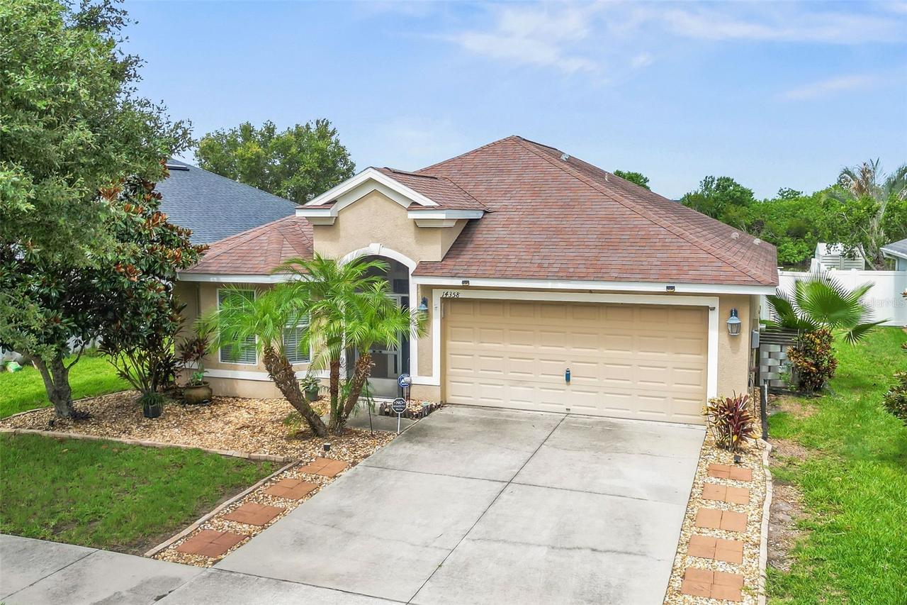 14358 Edinburgh Moor Dr., Wimauma, FL 33598