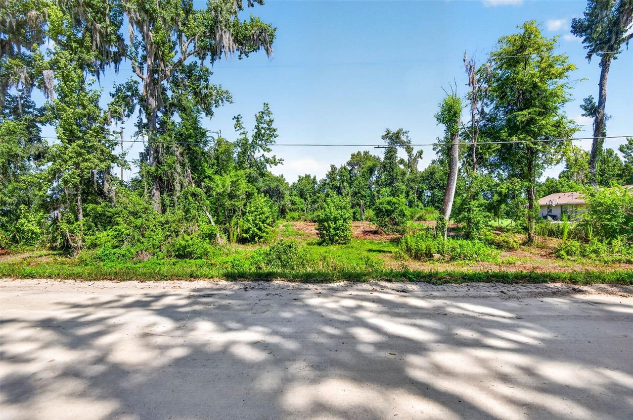 Sumner Lake Rd., Dade City, FL 33525