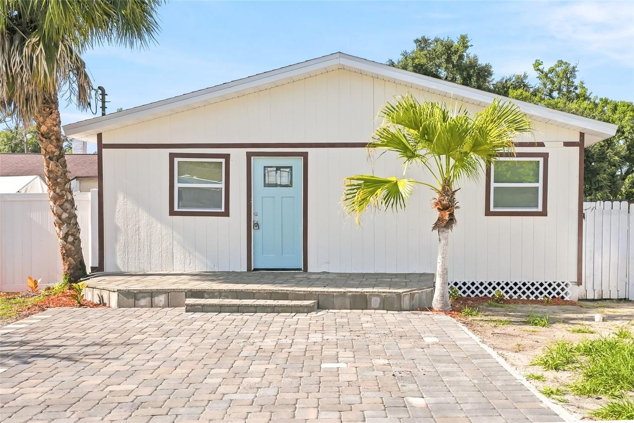 1313 E Sitka St., Tampa, FL 33604