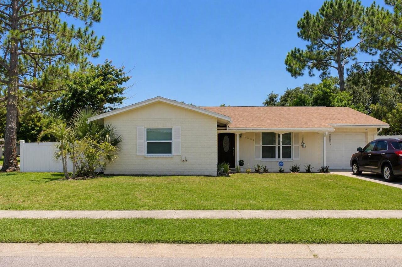 8002 Woodvine Pl., Tampa, FL 33615