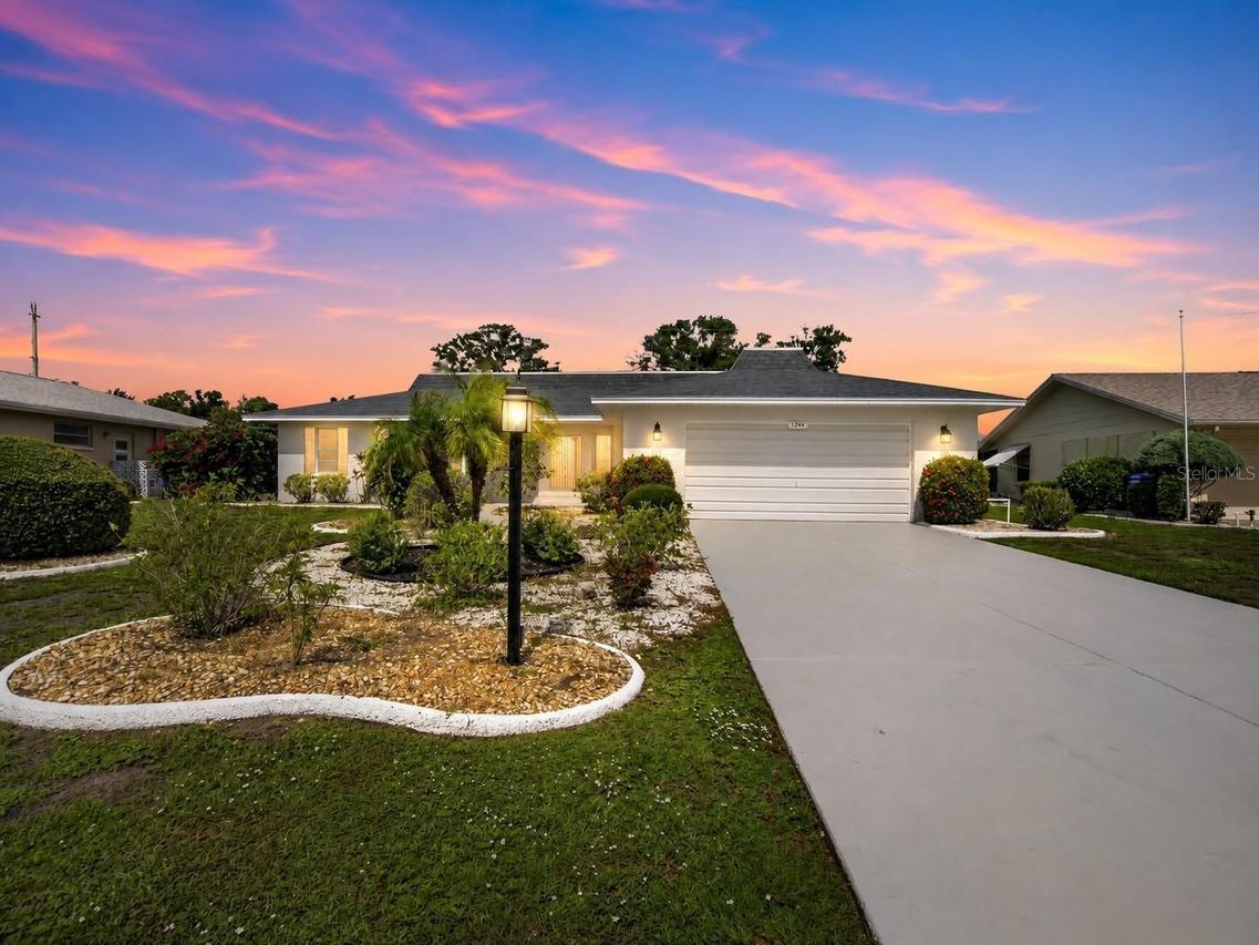 1244 W Del Webb Blvd., Sun City Center, FL 33573