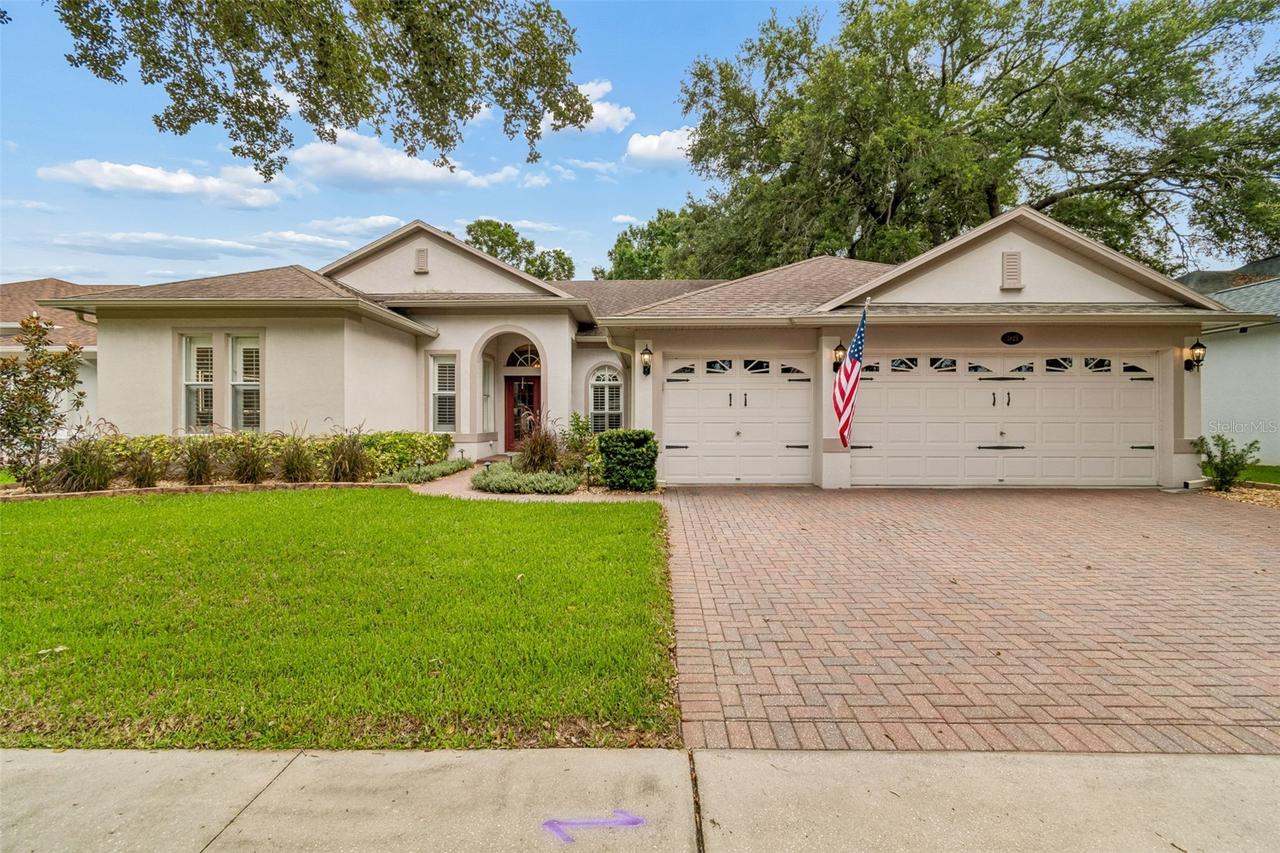 3825 Misty Landing Dr., Valrico, FL 33594