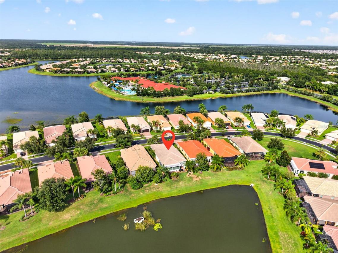 15929 Golden Lakes Dr., Wimauma, FL 33598