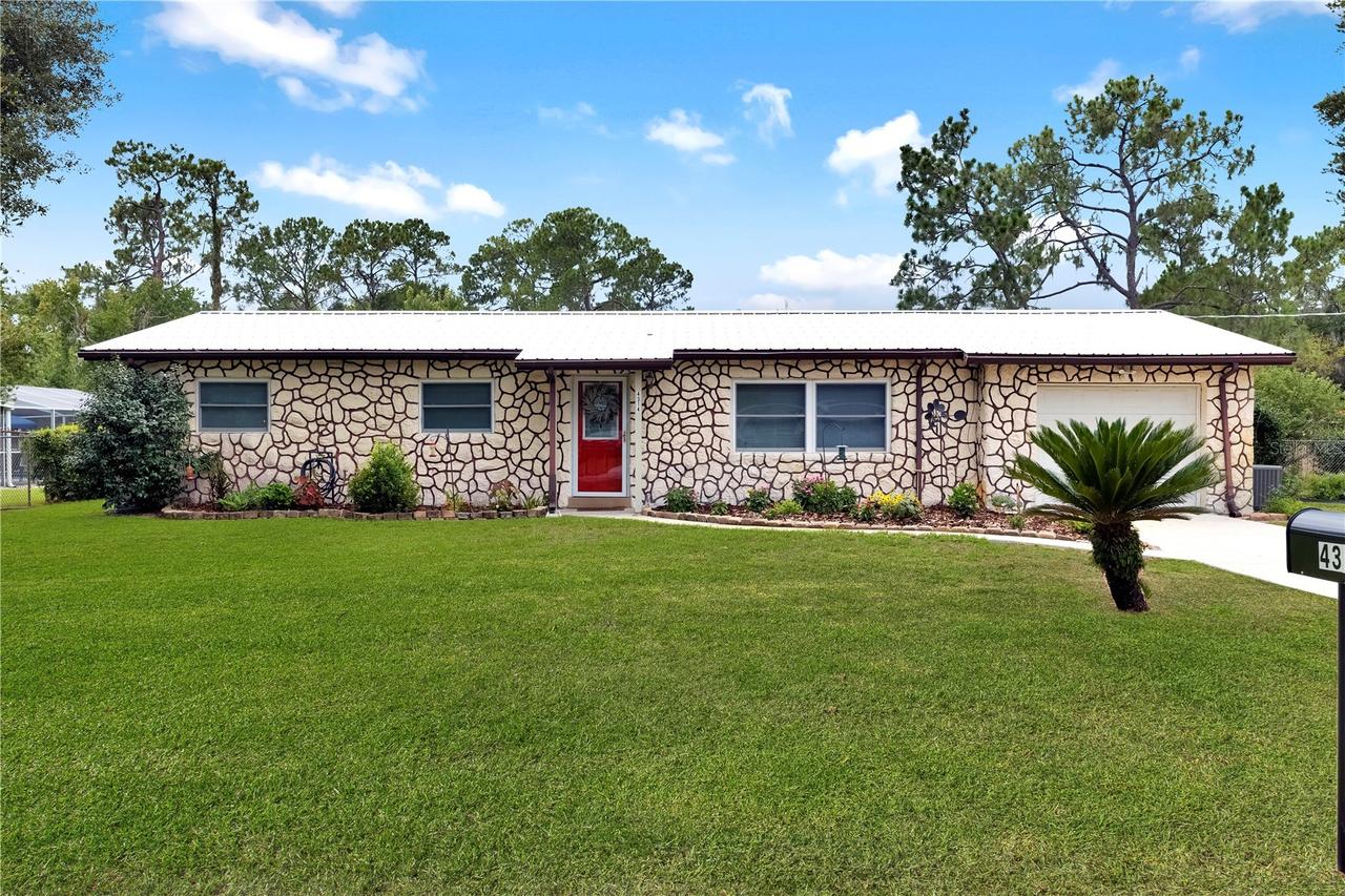 4314 Lark Dr., Dover, FL 33527