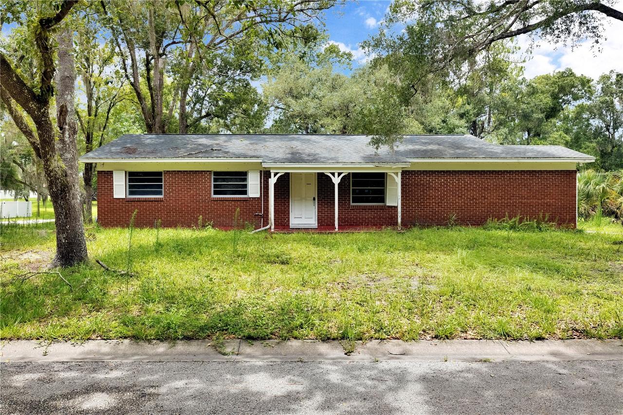 11916 Davis Rd., Tampa, FL 33637