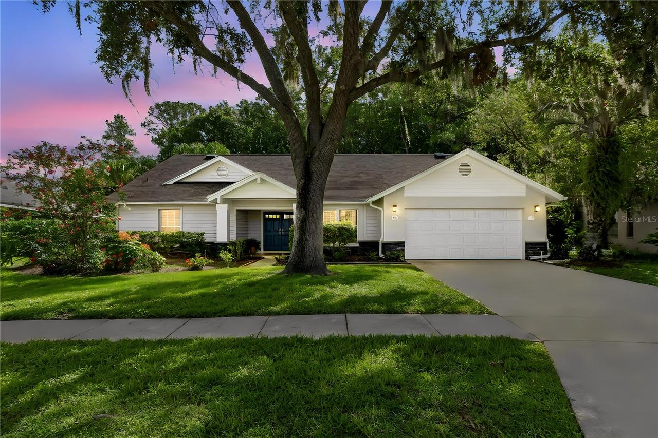 785 Centerwood Dr., Tarpon Springs, FL 34688