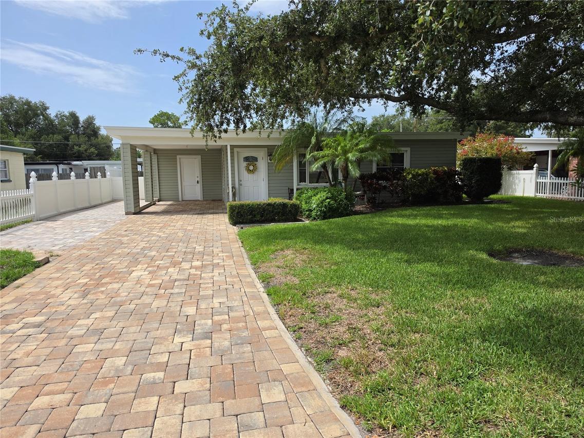 3510 W Paul Ave., Tampa, FL 33611