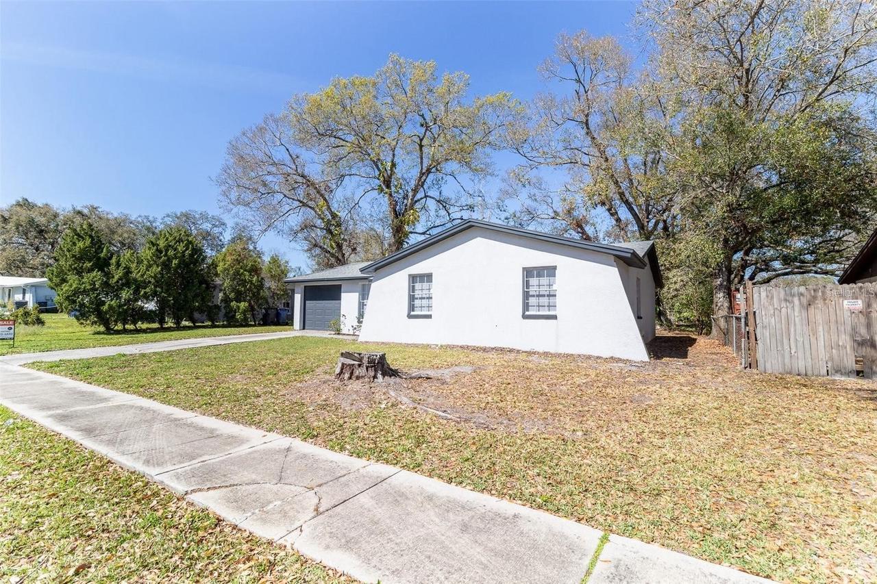 3432 Danny Bryan Blvd., Tampa, FL 33619