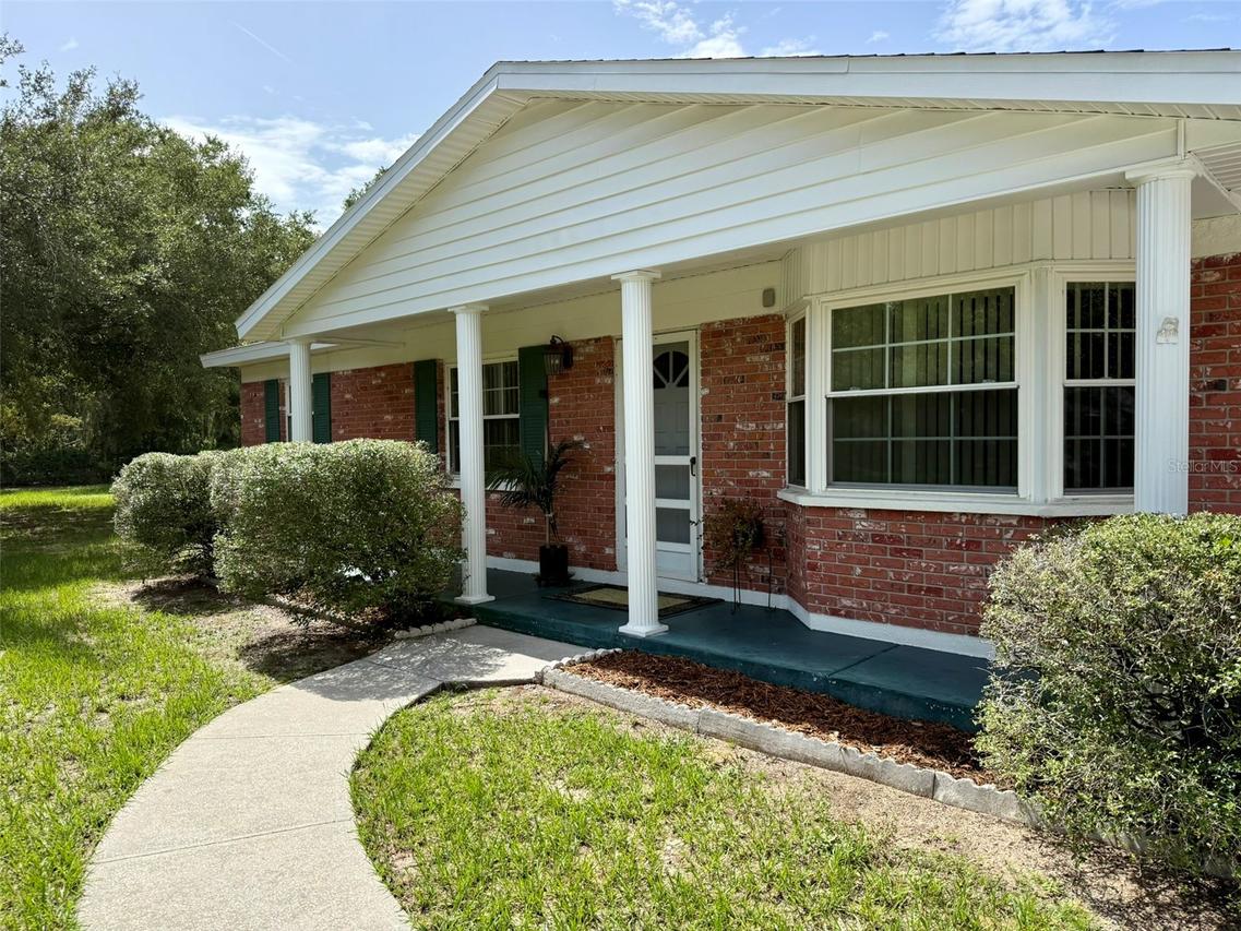 11215 Russell Dr., Seffner, FL 33584