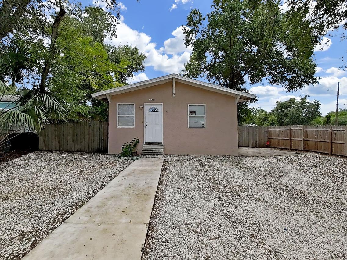 1514 E North Bay St., Tampa, FL 33610