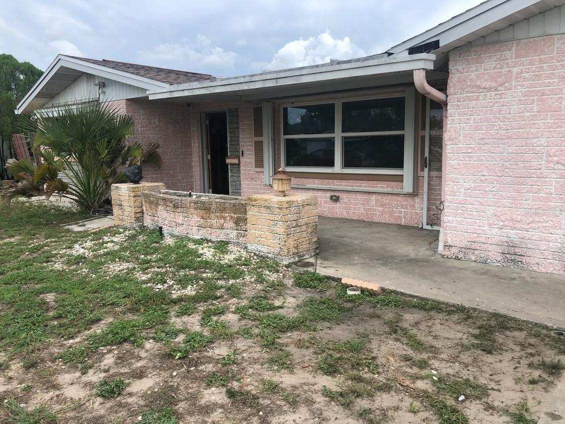 10734 Leeds Rd., Port Richey, FL 34668