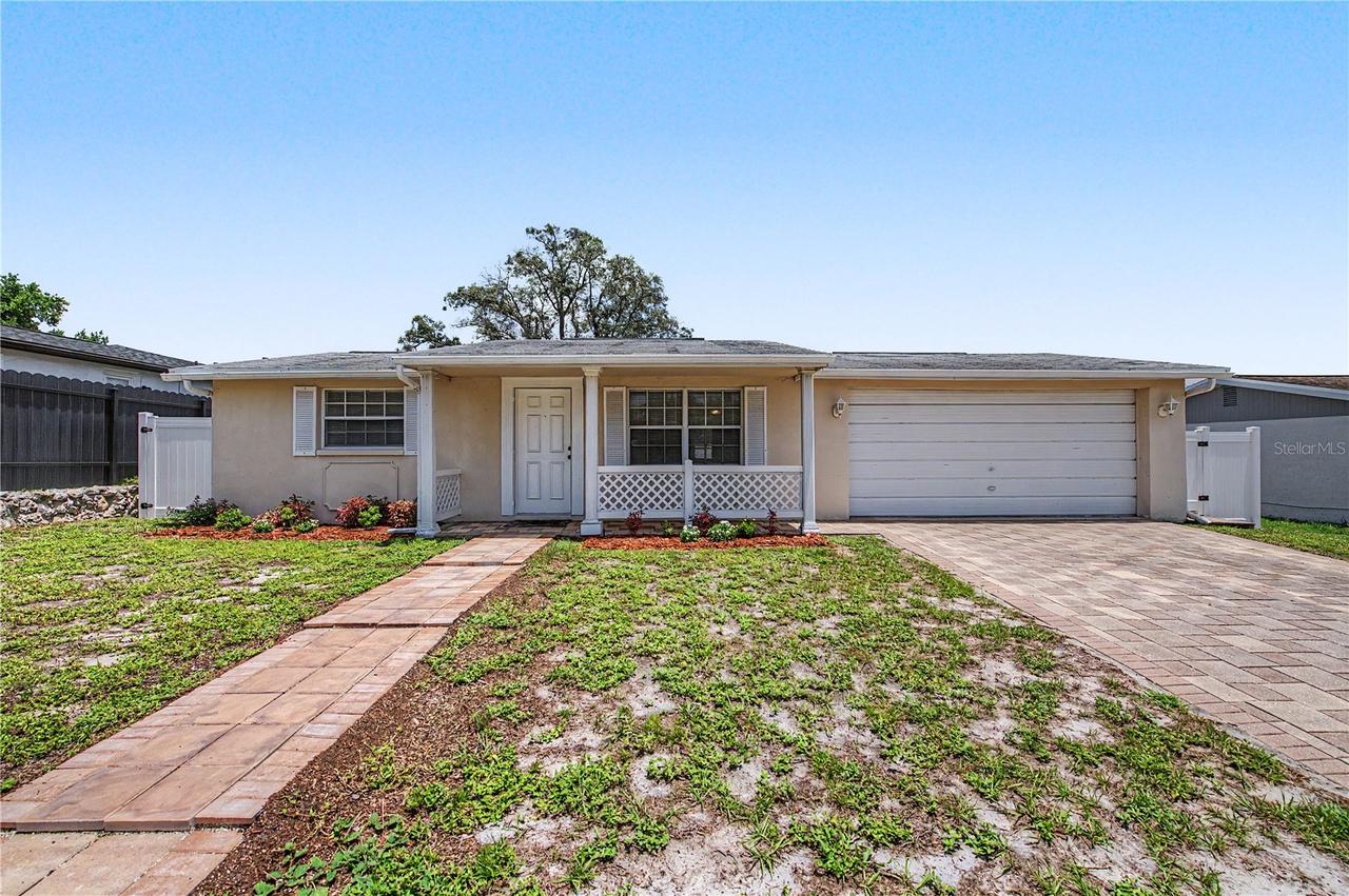 9830 Rainbow Ln., Port Richey, FL 34668