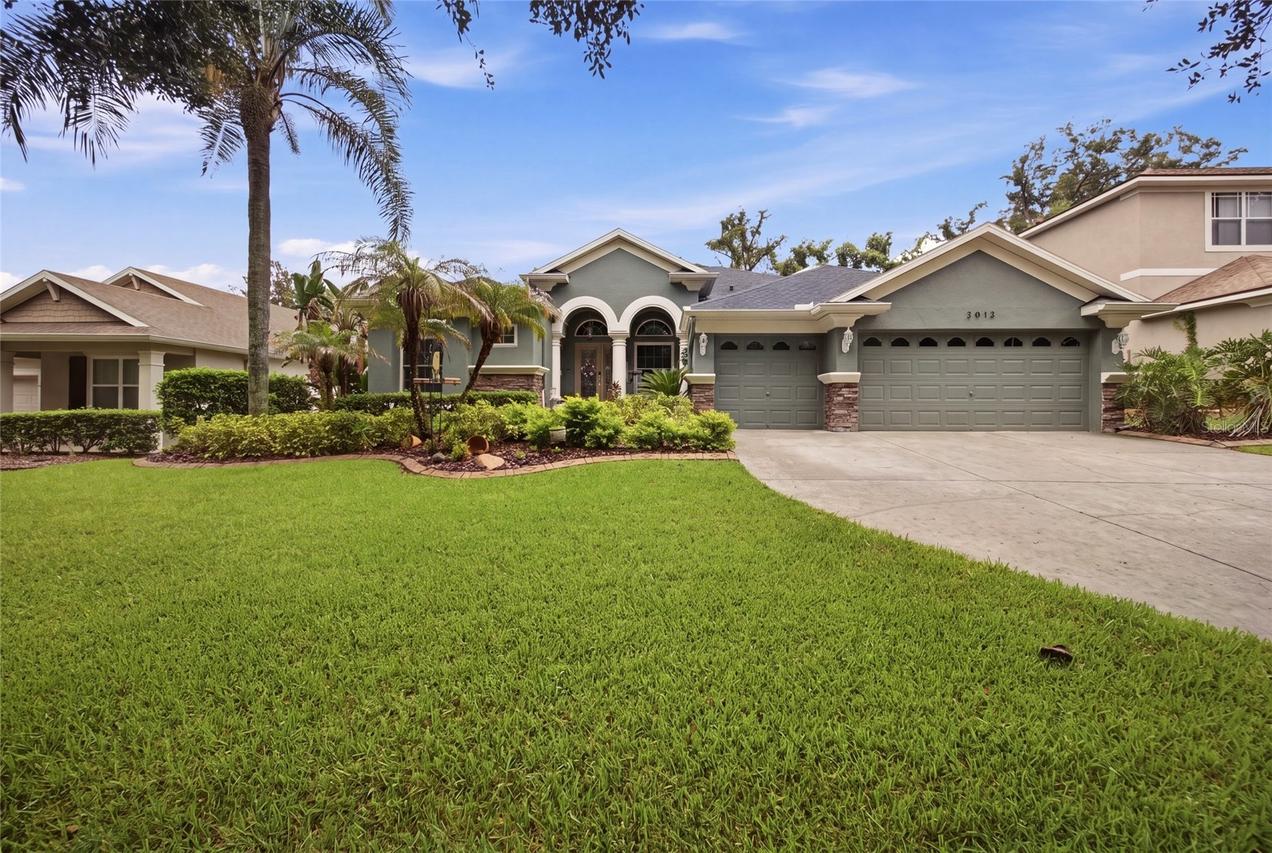 2013 Raven Manor Dr., Dover, FL 33527