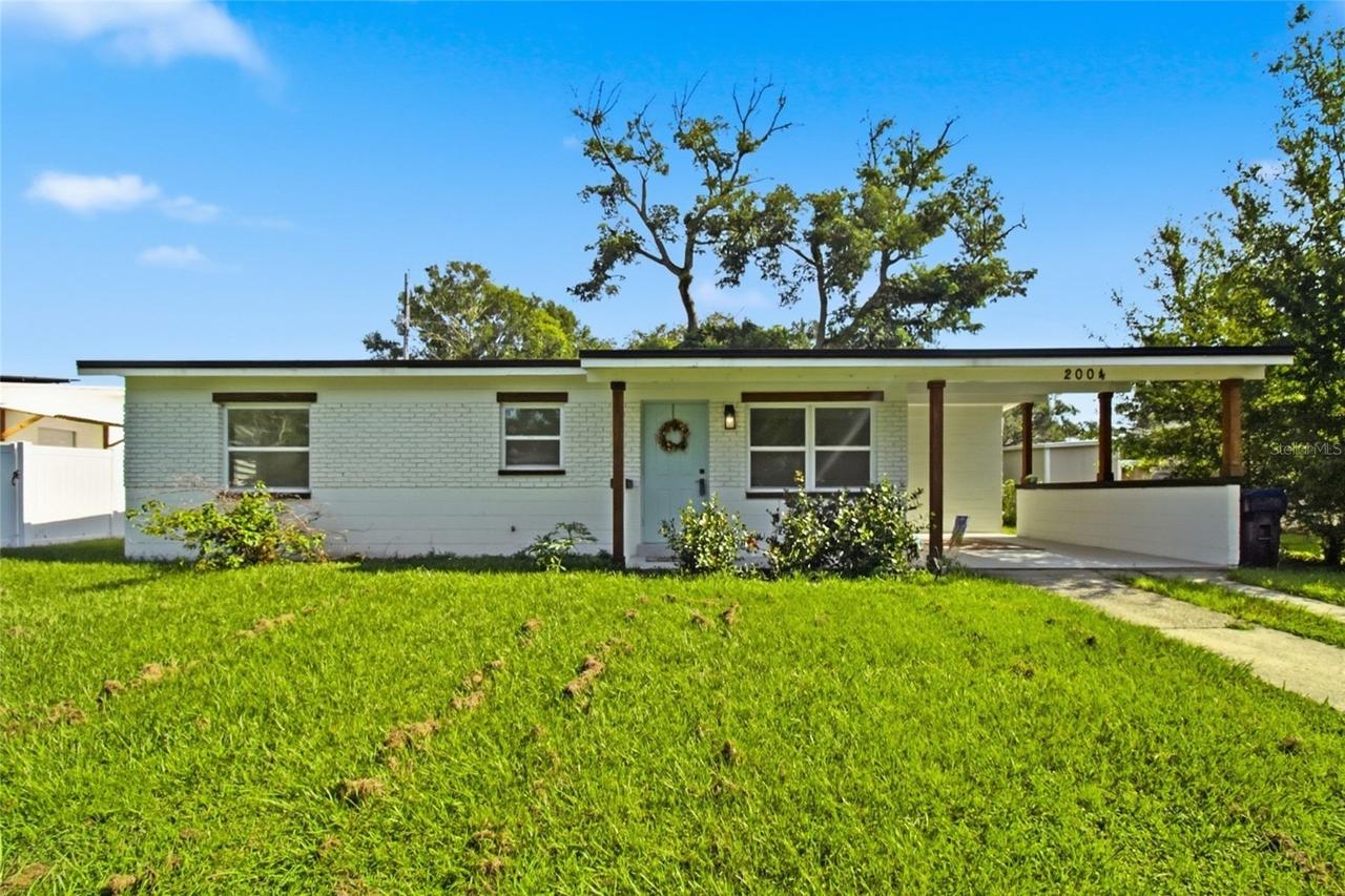 2004 E Broad St., Tampa, FL 33610