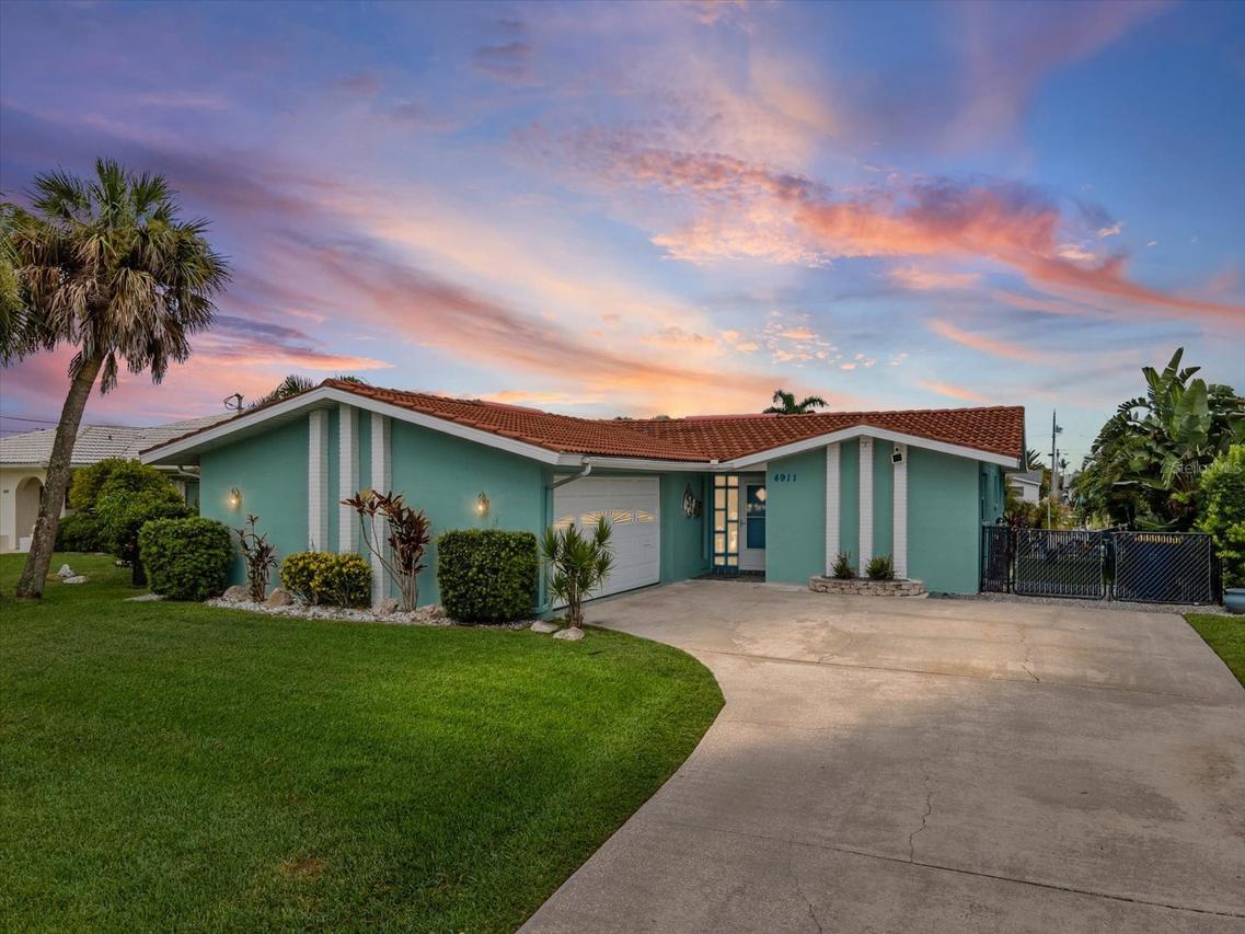 4911 Pompano Dr., New Port Richey, FL 34652