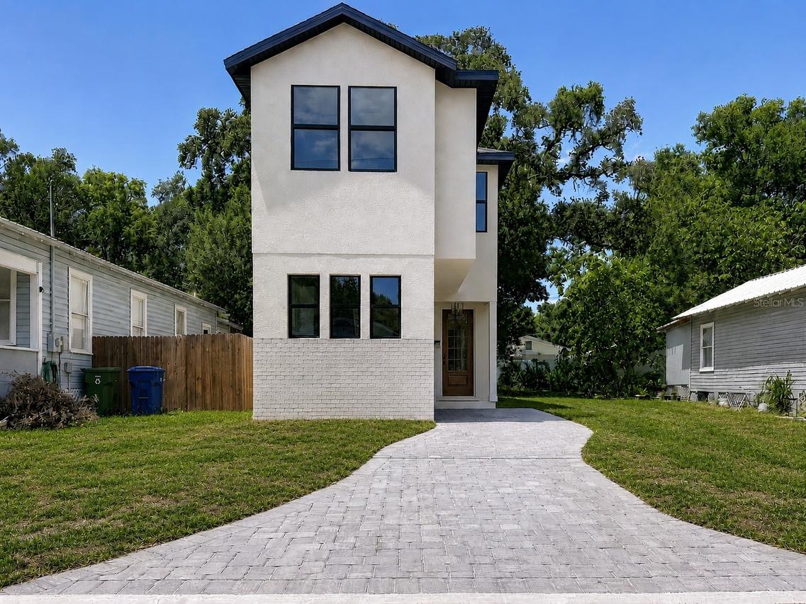 2410 E 20th Ave., Tampa, FL 33605