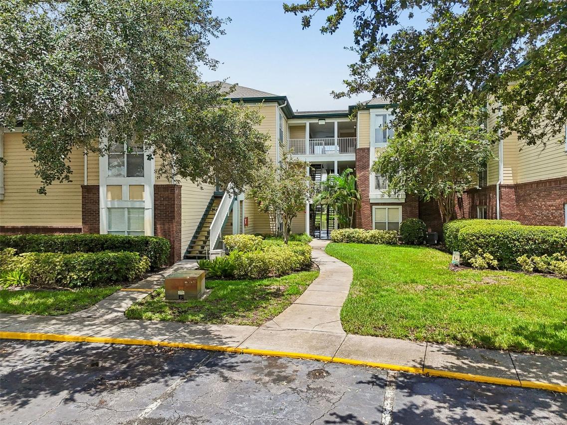 4115 Chatham Oak Ct. #201, Tampa, FL 33624