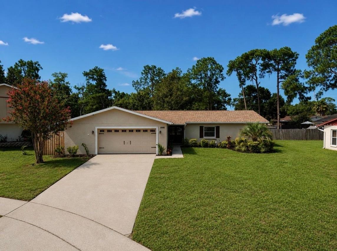 1005 Highgrove Ct., Valrico, FL 33596