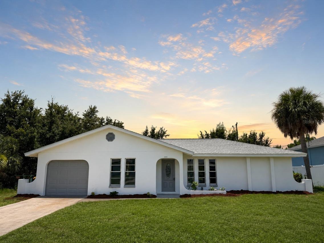 11113 Carnegie Ave., Englewood, FL 34224