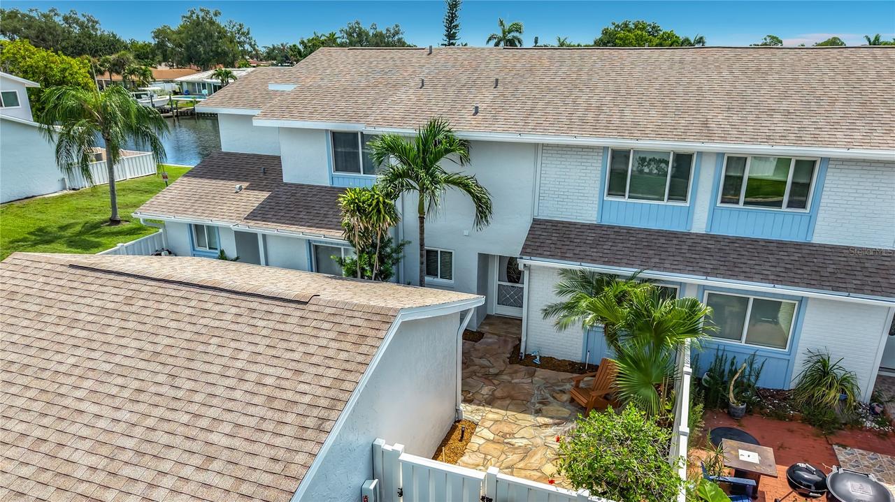6537 Cape Hatteras Way #2, St Petersburg, FL 33702