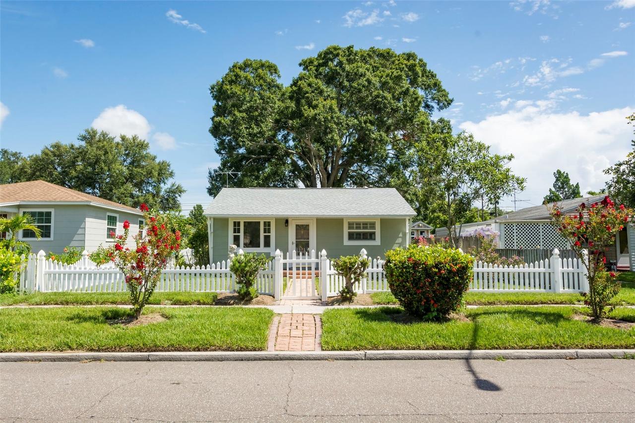 835 49th Ave., St Petersburg, FL 33703