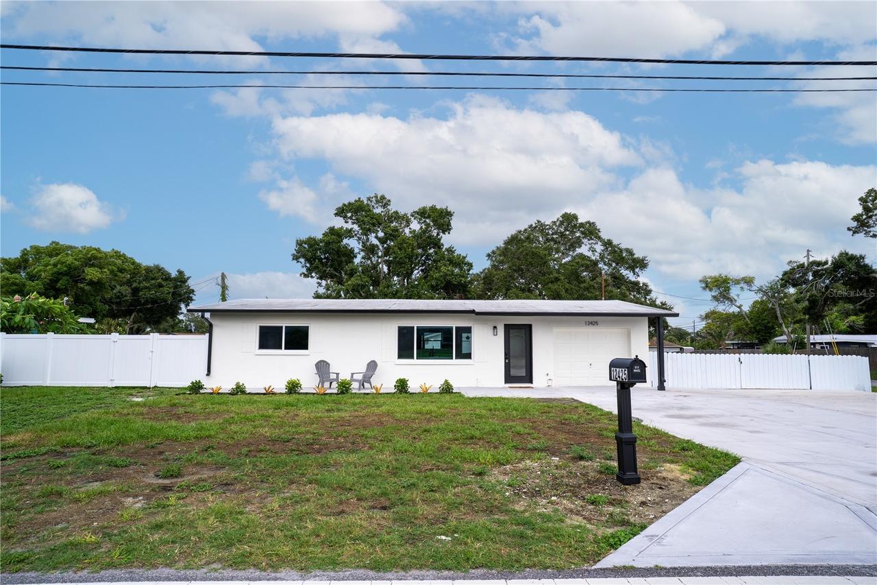 12425 Ridge Rd., Largo, FL 33778
