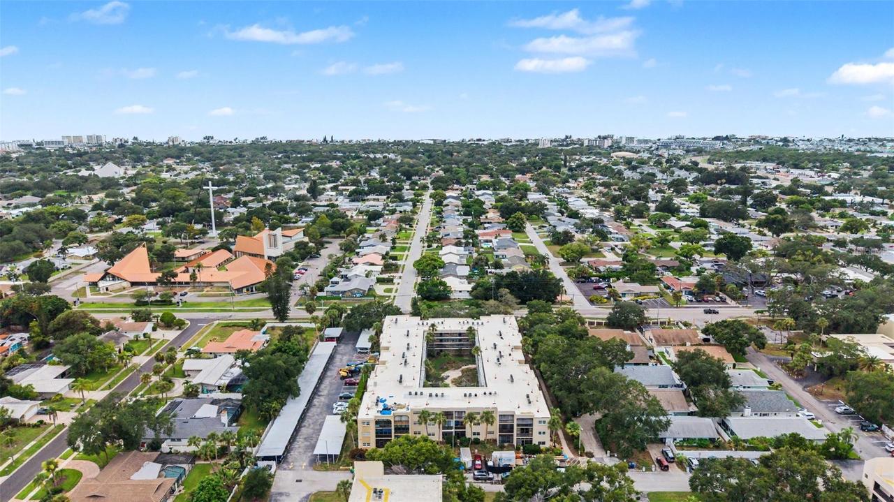 11485 Oakhurst Rd. #204, Largo, FL 33774