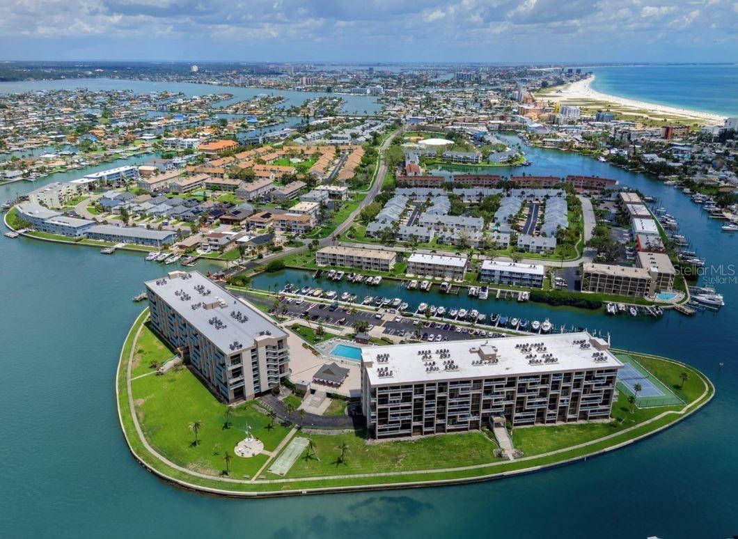 1 Key Capri #406W, St Petersburg, FL 33706