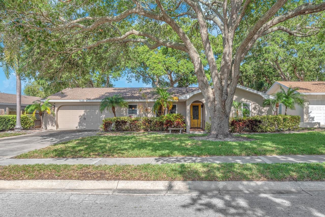 11081 143rd St., Largo, FL 33774