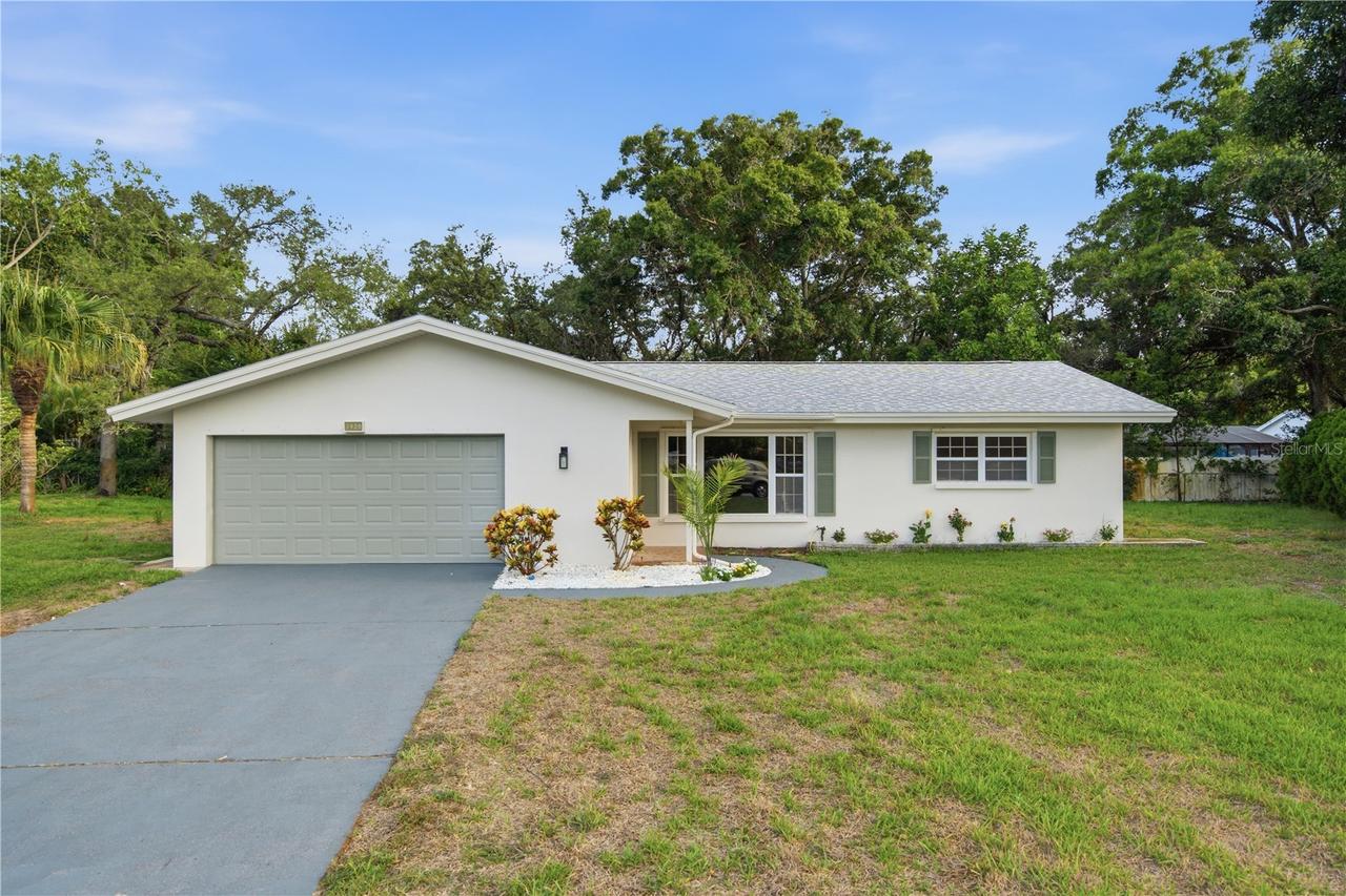 1920 Canadiana Ct., Dunedin, FL 34698