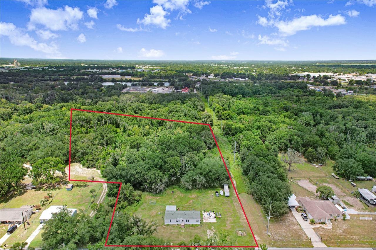 1135 Dean St., Mulberry, FL 33860