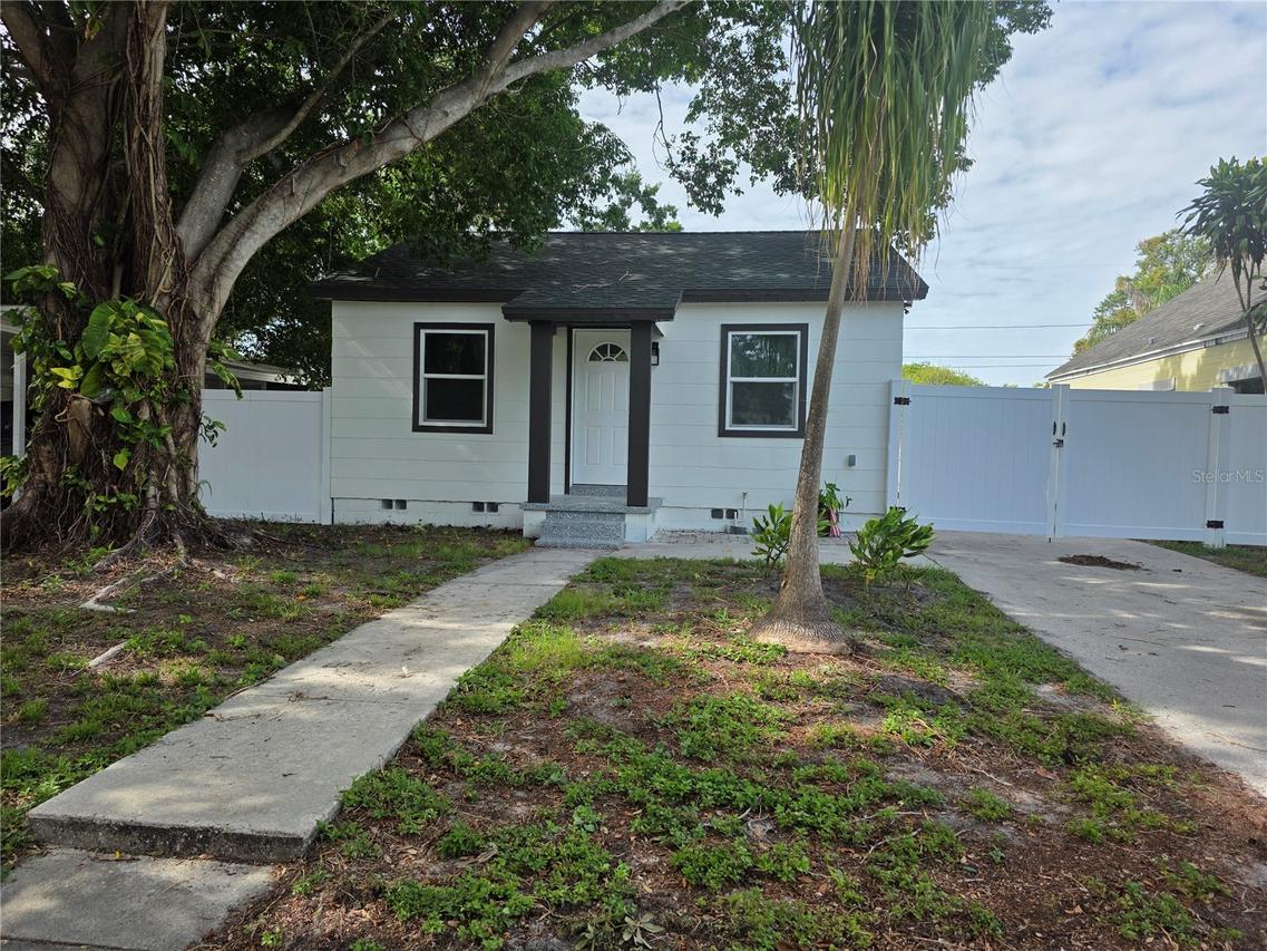 2590 18th Ave., St Petersburg, FL 33713