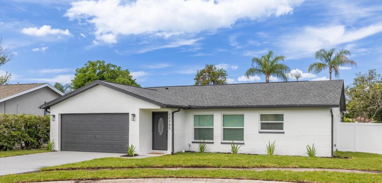 11785 108th Ave., Largo, FL 33778