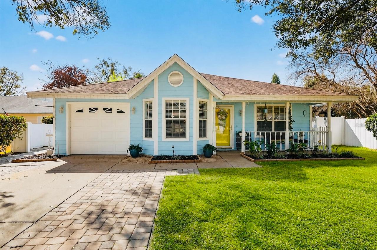 1580 Dorset Dr., Mount Dora, FL 32757