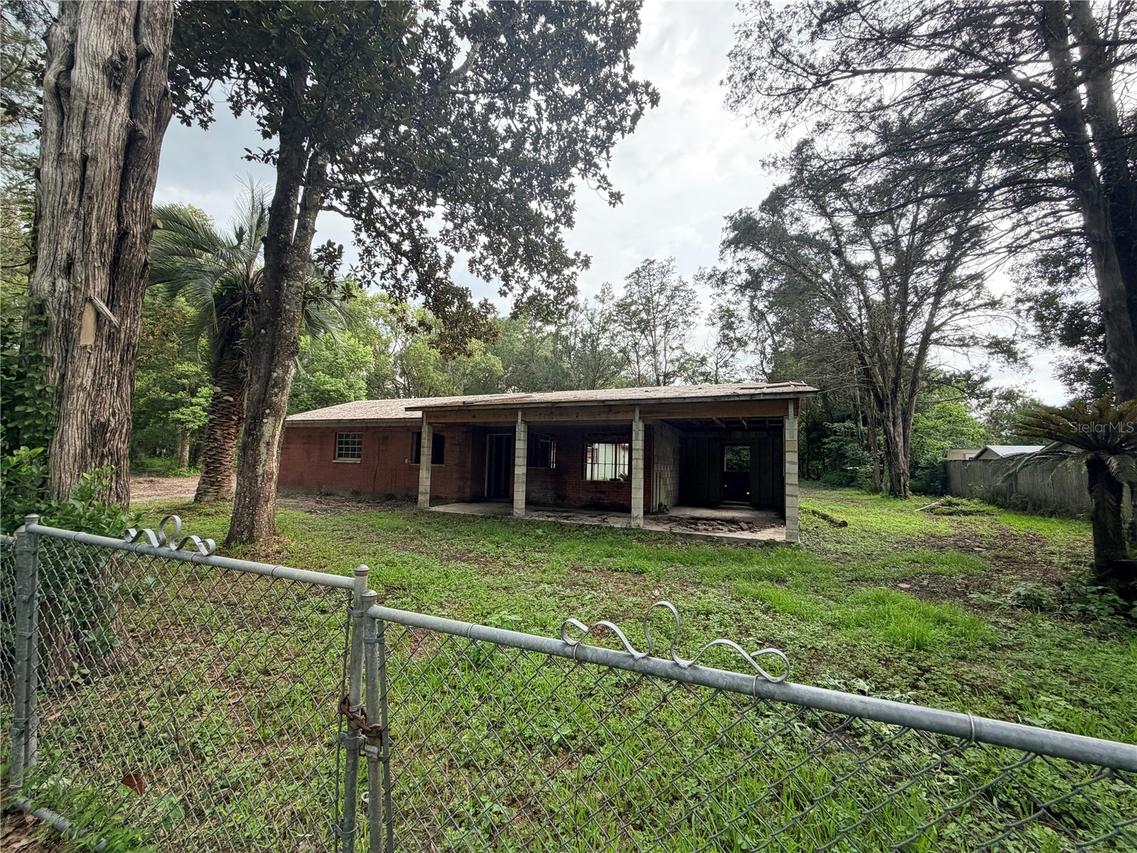 343 Lincoln Ave., Brooksville, FL 34604
