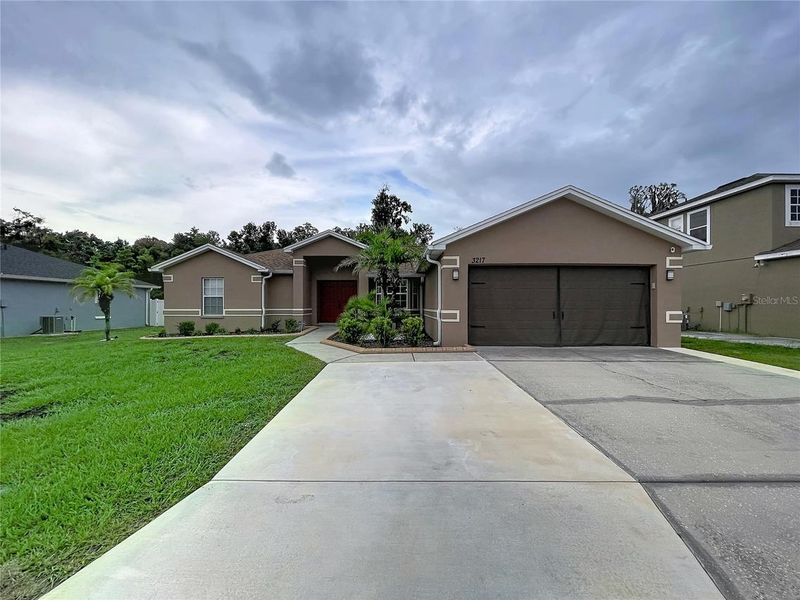 3217 Enclave Blvd., Mulberry, FL 33860