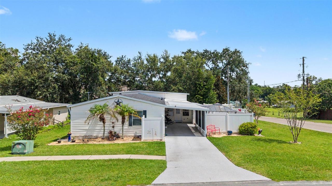 37719 Newal Ave., Zephyrhills, FL 33542