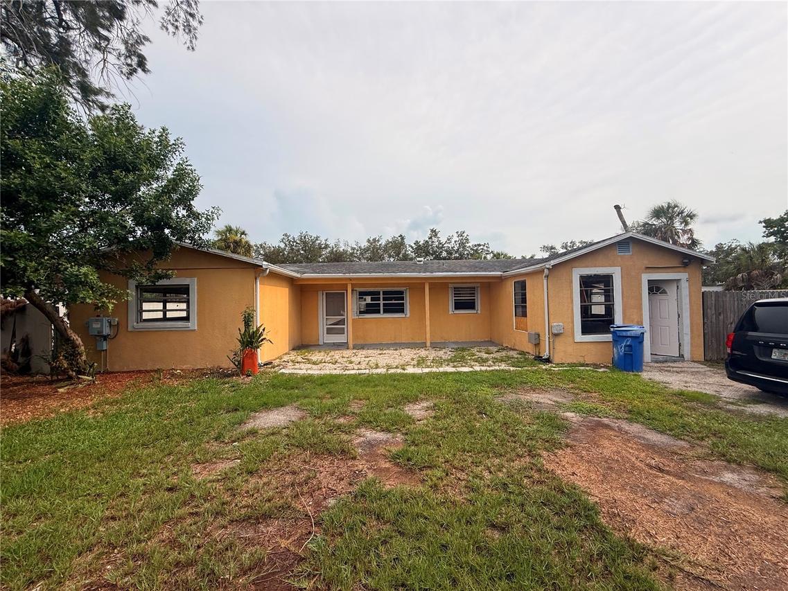 806 W Shell Point Rd., Ruskin, FL 33570